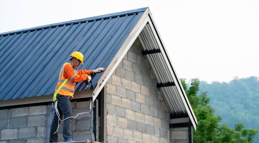 Professional metal roof installation in Cornwall, CT